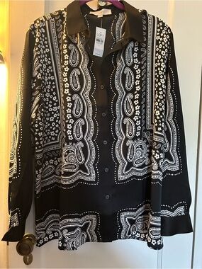 LOFT Black and White Paisley Button-Up Blouse